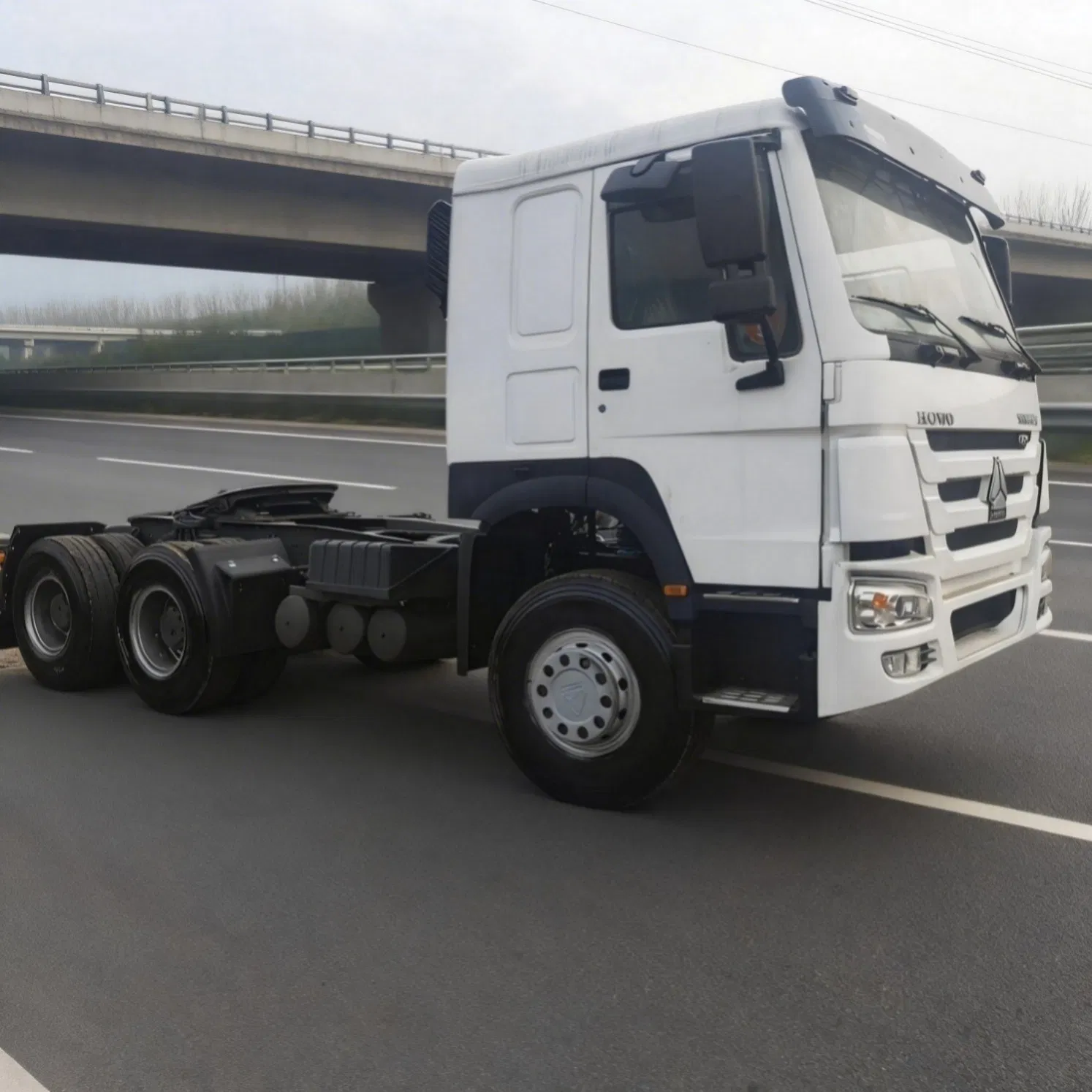 Advanced Fleet Management Integration System with Telematics for Premium Trucks