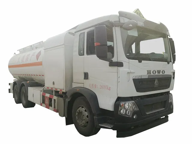 Aircraft Refueling Truck