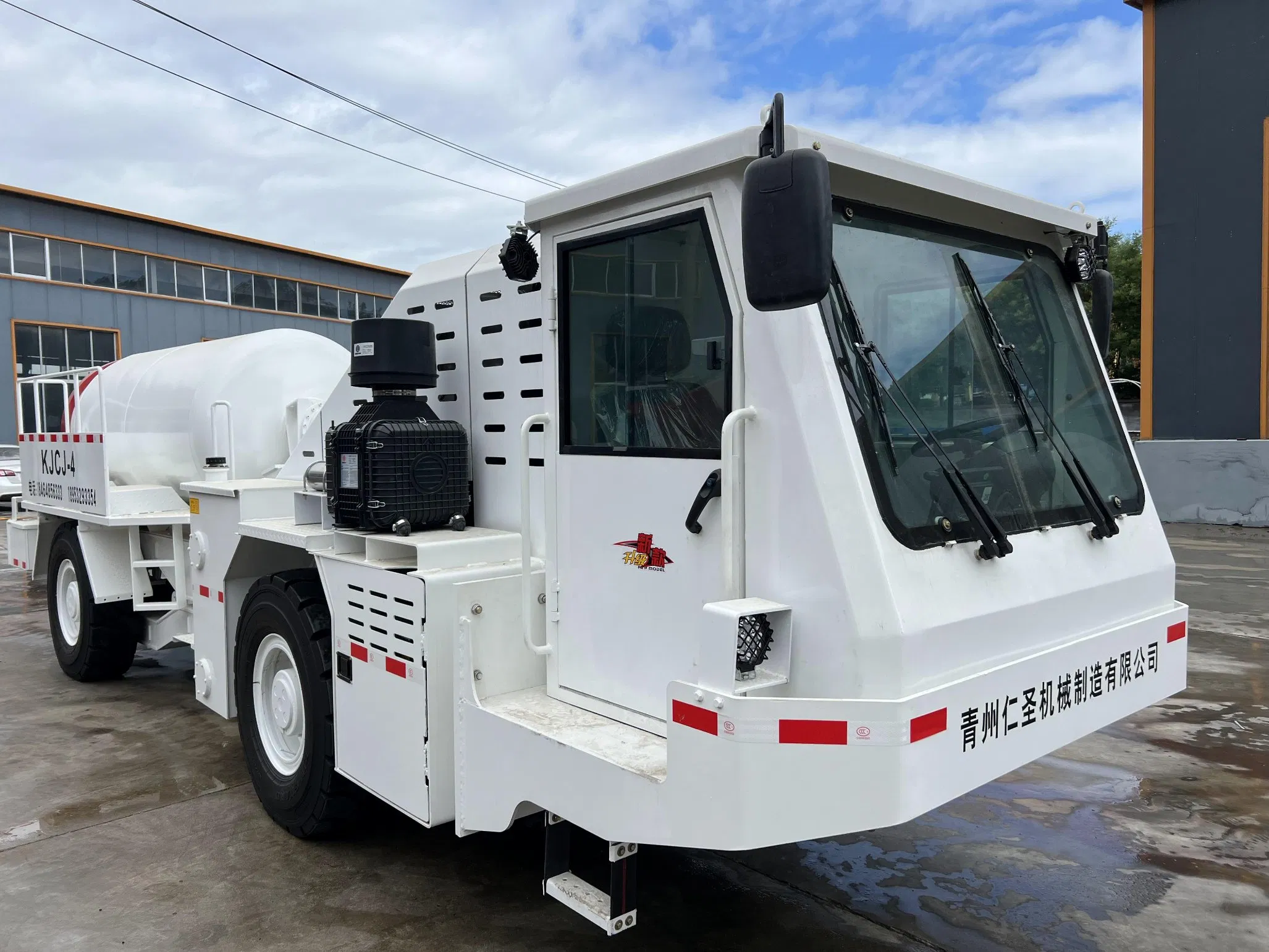 Tmg Brand Tu312 Underground Mining Vehicle Low Profile Concrete Mixer Truck with CE