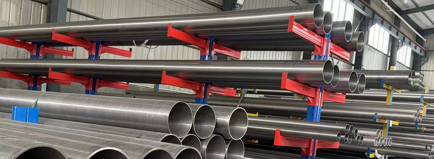High-strength titanium pipes