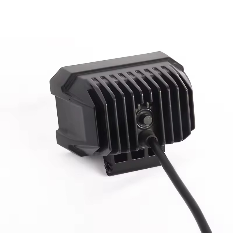Spotlight LED para Veículo Offroad Luz de Carro 12V Barra LED 24V 4X4 luz de trabalho auxiliar DRL de cor dupla com duas fileiras de LED
