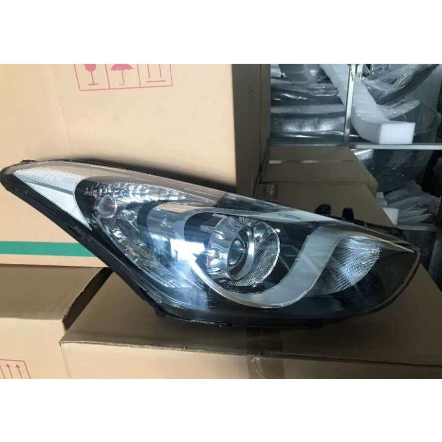 à Venda Farol de Matriz LED Inteligente com Alternância de Alto/Baixo Feixe Seletivo para Chuva Forte