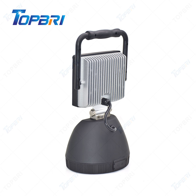 Luzes de Trabalho LED Ultra Brilhantes 48W para Caminhões e Veículos Pesados