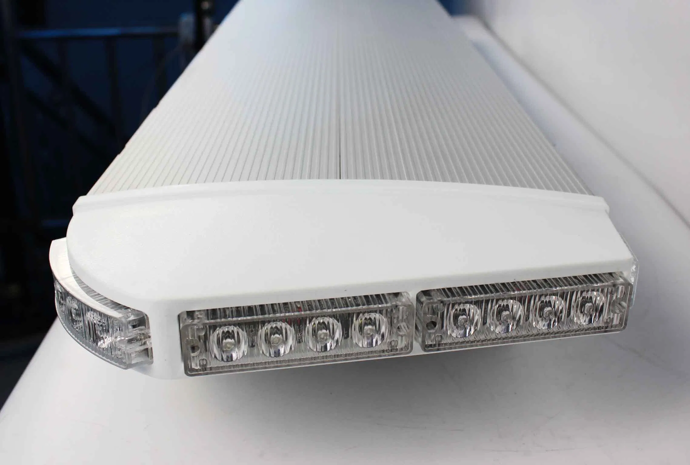 1200mm 48inch 12V sirene LED para veículo off-road luz de advertência barras de luz LED vermelha azul 502lcs