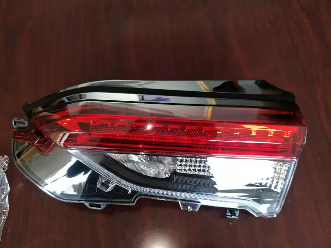 Luz Traseira RAV4 1
