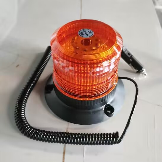 Lanterna Estroboscópica Xenon com Base Magnética Durável para Veículos Industriais, Agrícolas e Off-Road com Múltiplos Padrões de Piscar e IP65 à Prova d'Água