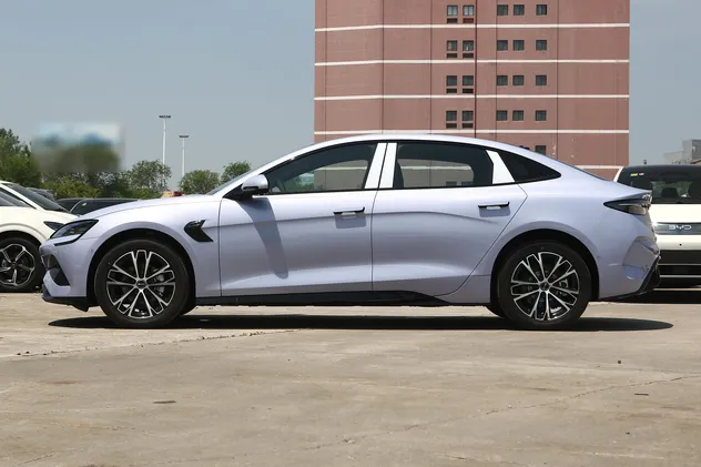 Referência Exterior 2