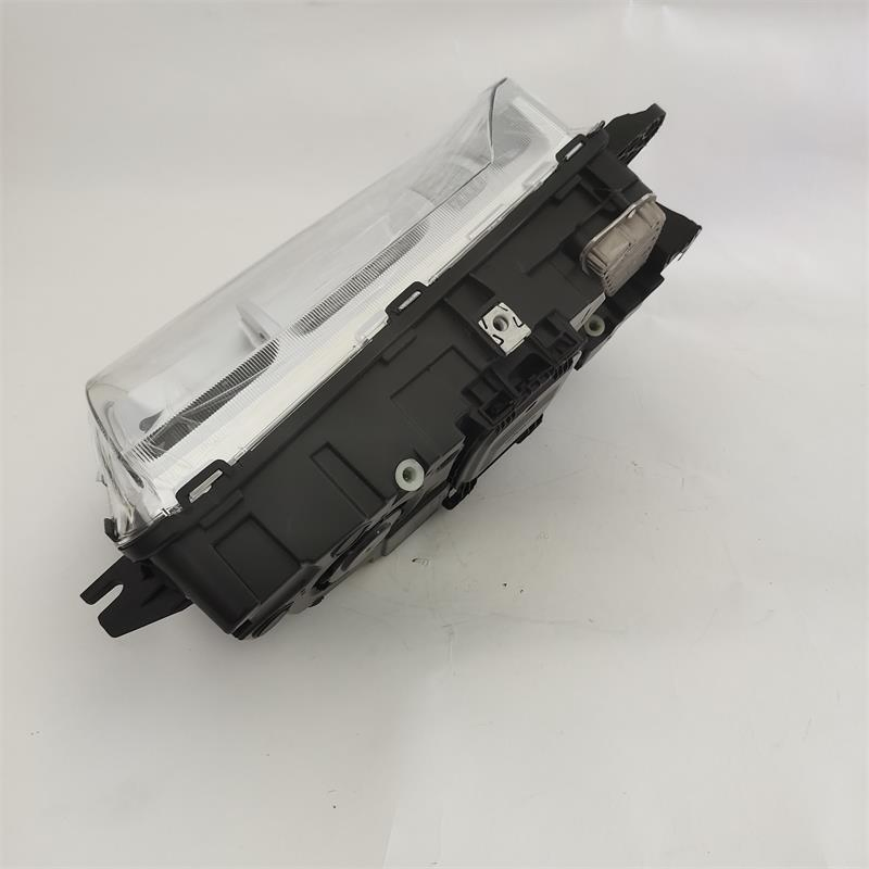 24V Farol Dianteiro de Cabeça de Chrome para Caminhão Pesado Vlv 21221130r