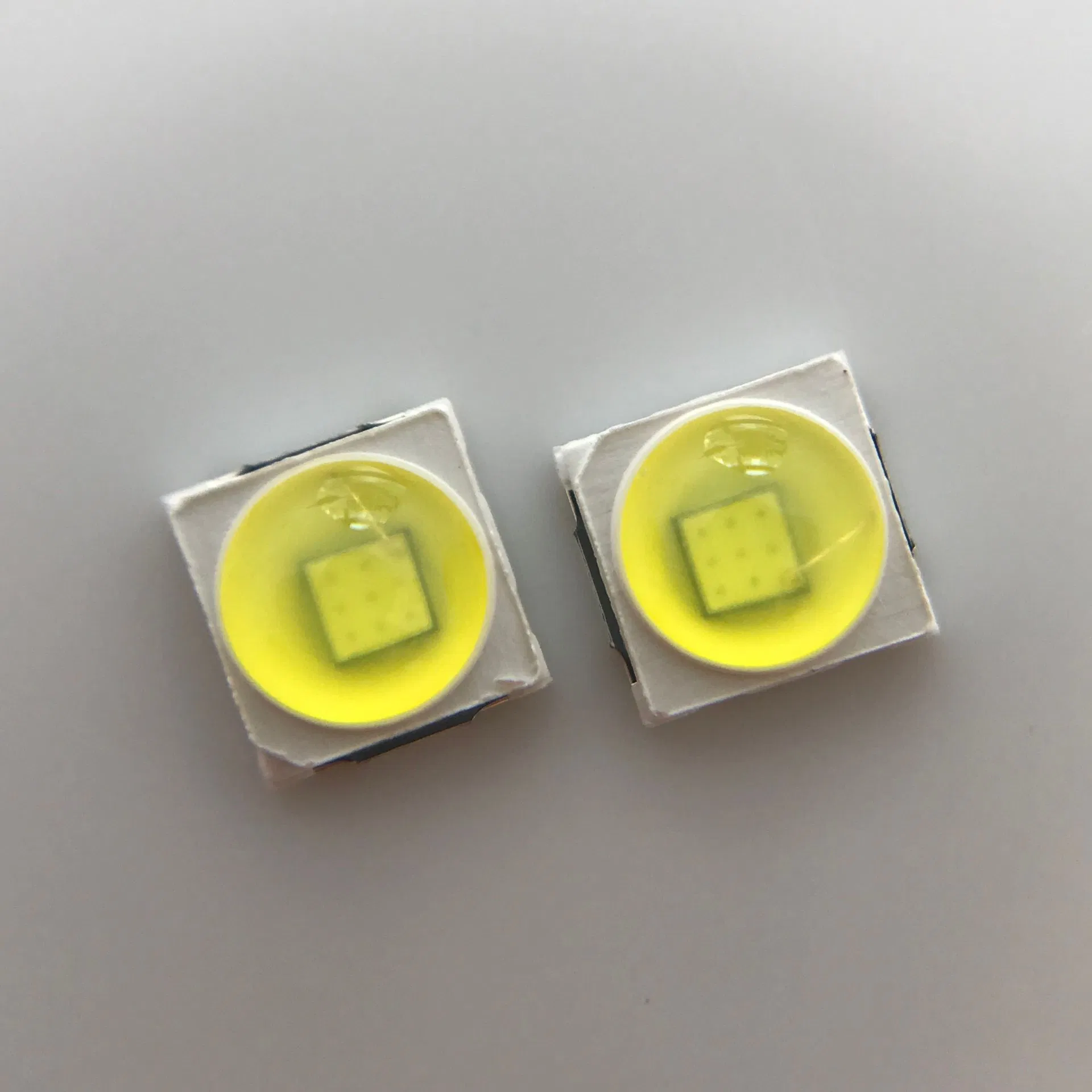 LED SMD de qualidade 3030 2W 3V com lente bola branco quente 3000K 3500K branco 5000K 6000K 6500K chip de 500mA para iluminação automotiva
