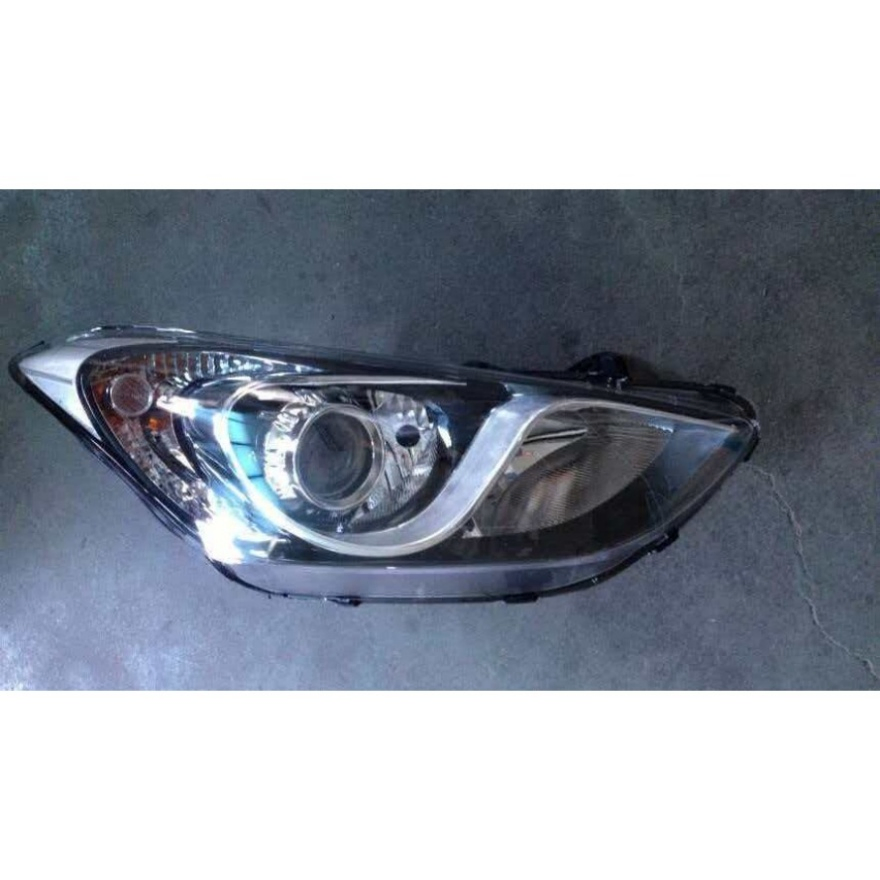 Venda Quente Qualidade Alta Brilho Saída Modo Clássico Carro LED Farol Adaptativo para Condução ao Crepúsculo