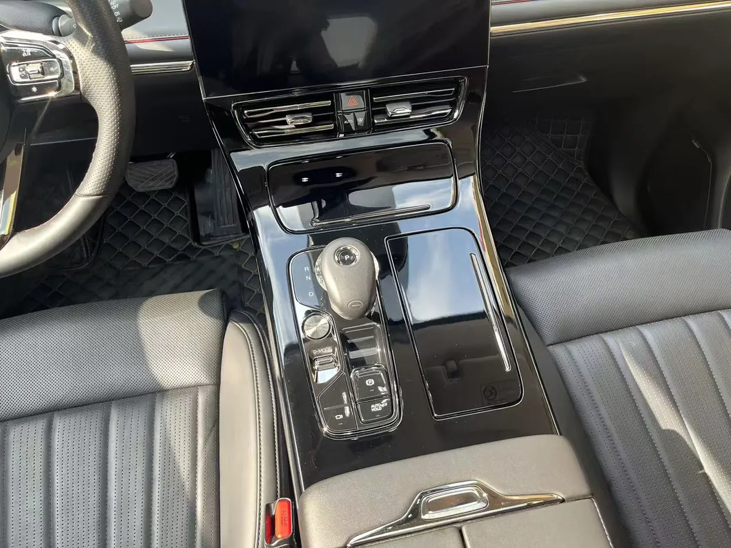 2023 GAC E9 Phev Front
