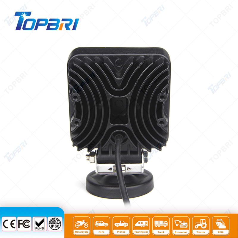 Luz de Trabalho LED Bright Epistar Square 24W para Veículos Agrícolas Offroad