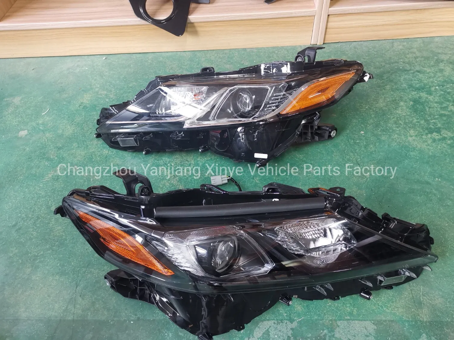 Tyj Atacado Faróis Dianteiros Faróis Iluminação LED Sub Assy para Camry 2021 EUA Le Se Tipo