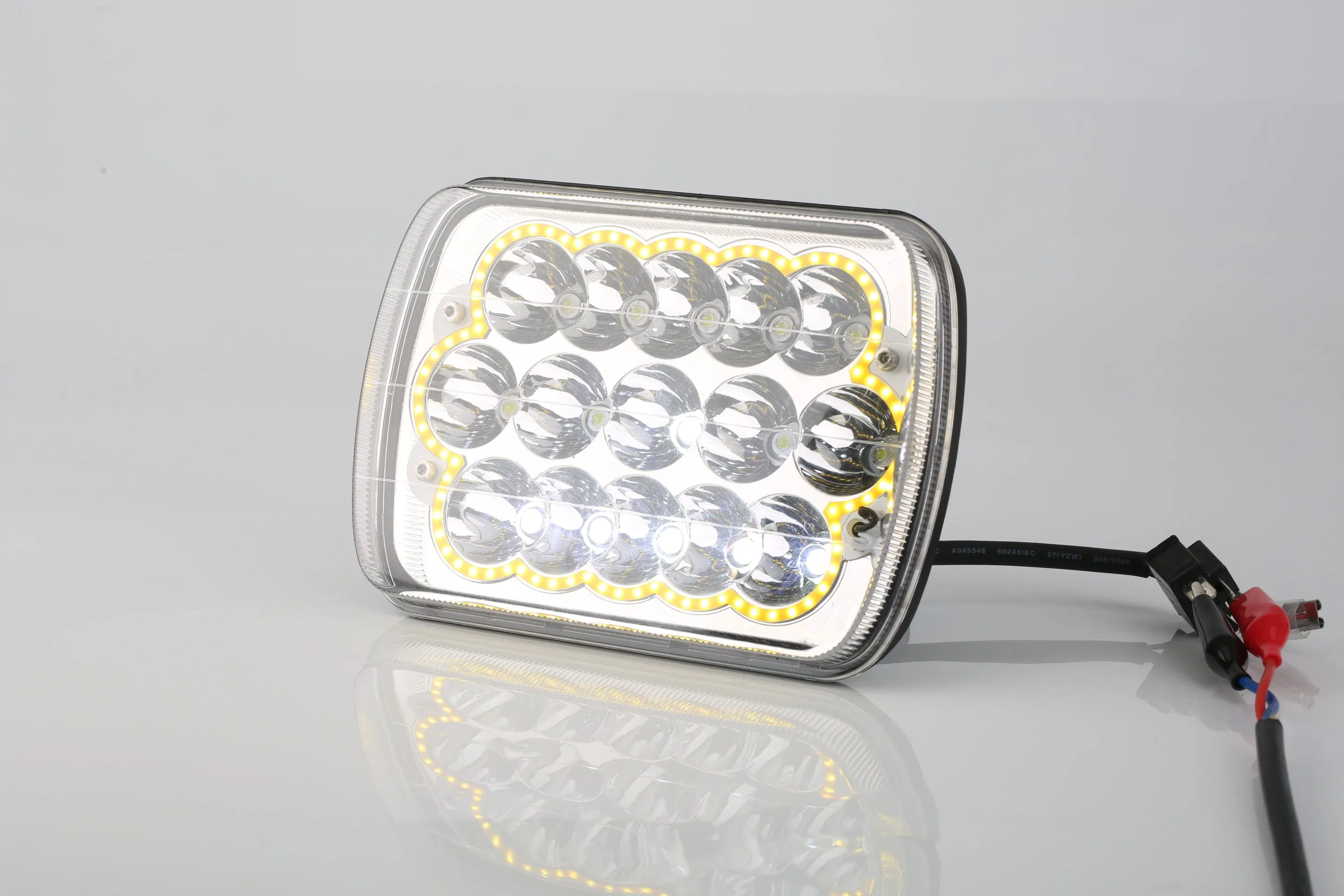 45W Luz LED Profissional Recomendada Quadrada com Luz de Inundação para Offroad Alta Potência Luz Auto