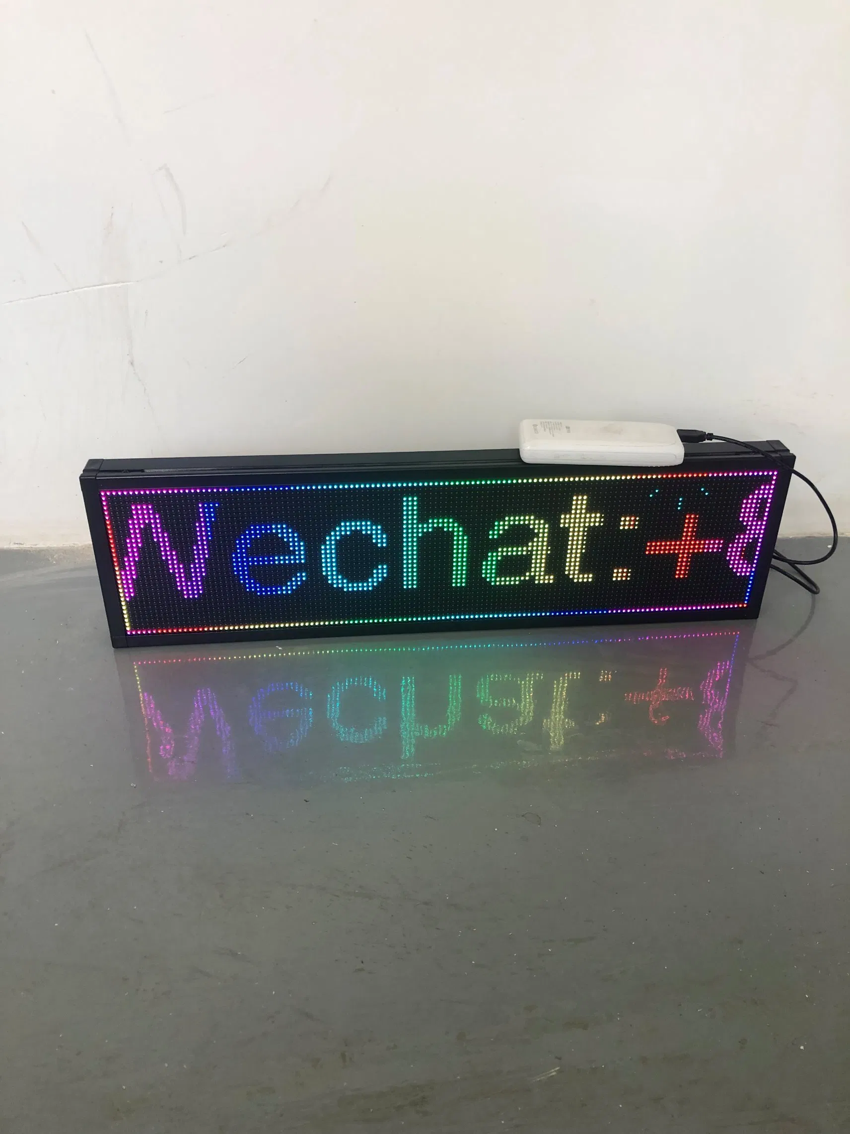 Placa de LED RGB para loja com exibição de mensagem em movimento para fábrica