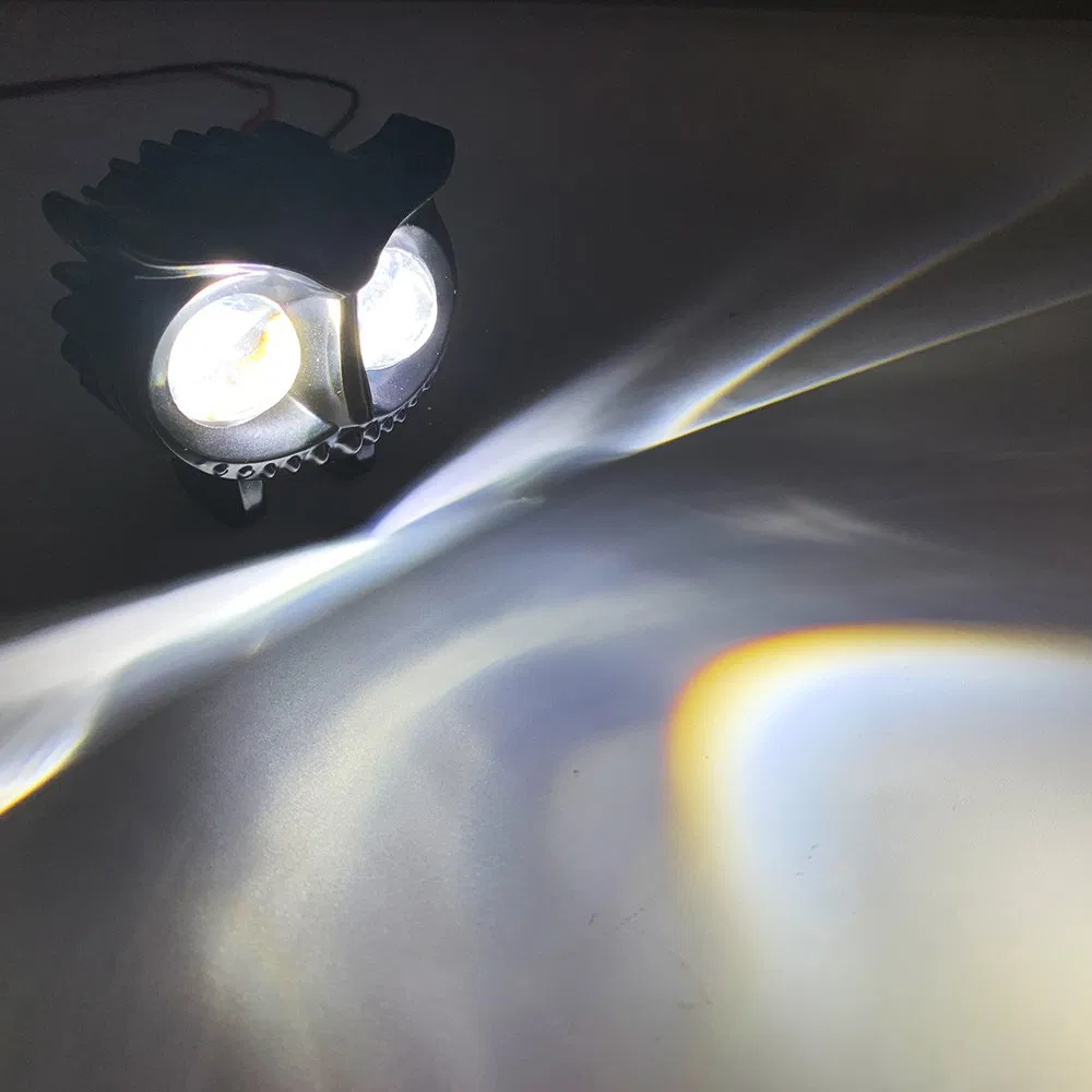 Sistema de Iluminação de Farol Mini para Motocicleta com Lente Protetora LED Spot Dual Color Branco Amarelo