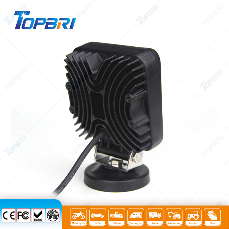 Luz de Trabalho LED Bright Epistar Square 24W para Veículos Agrícolas Offroad