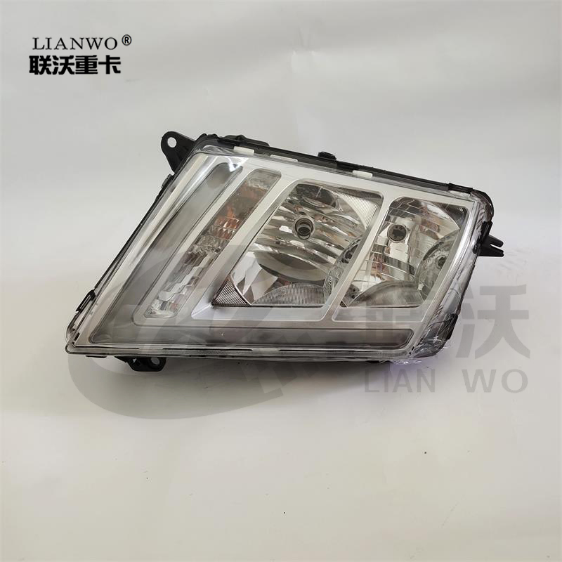 24V Farol Dianteiro de Cabeça de Chrome para Caminhão Pesado Vlv 21221130r
