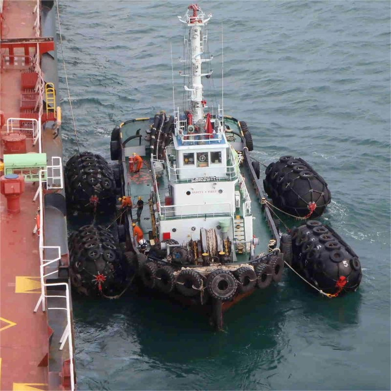 T042 High Quality Boat Yokohama Ship Pneumatic Marine Rubber Fender for Sale