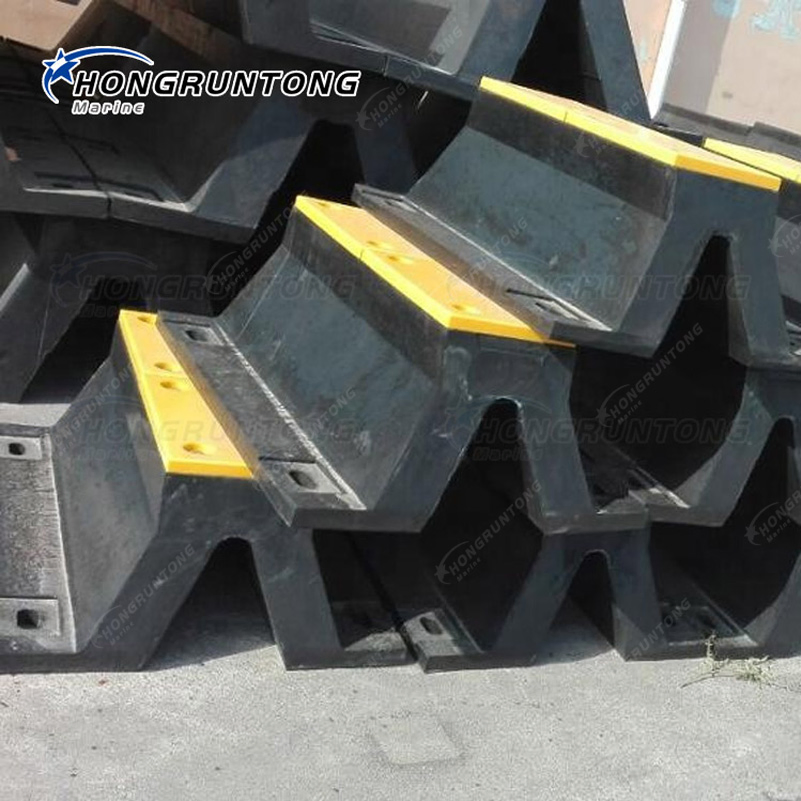 China Factory Pianc V300h/400h/500h/1000h Front/Face Panel PE Plate/Pad SA Super Arch V Type Rubber Fender Price for Dock/Boat/Port/Marine/Berthing/Jetty Bumper