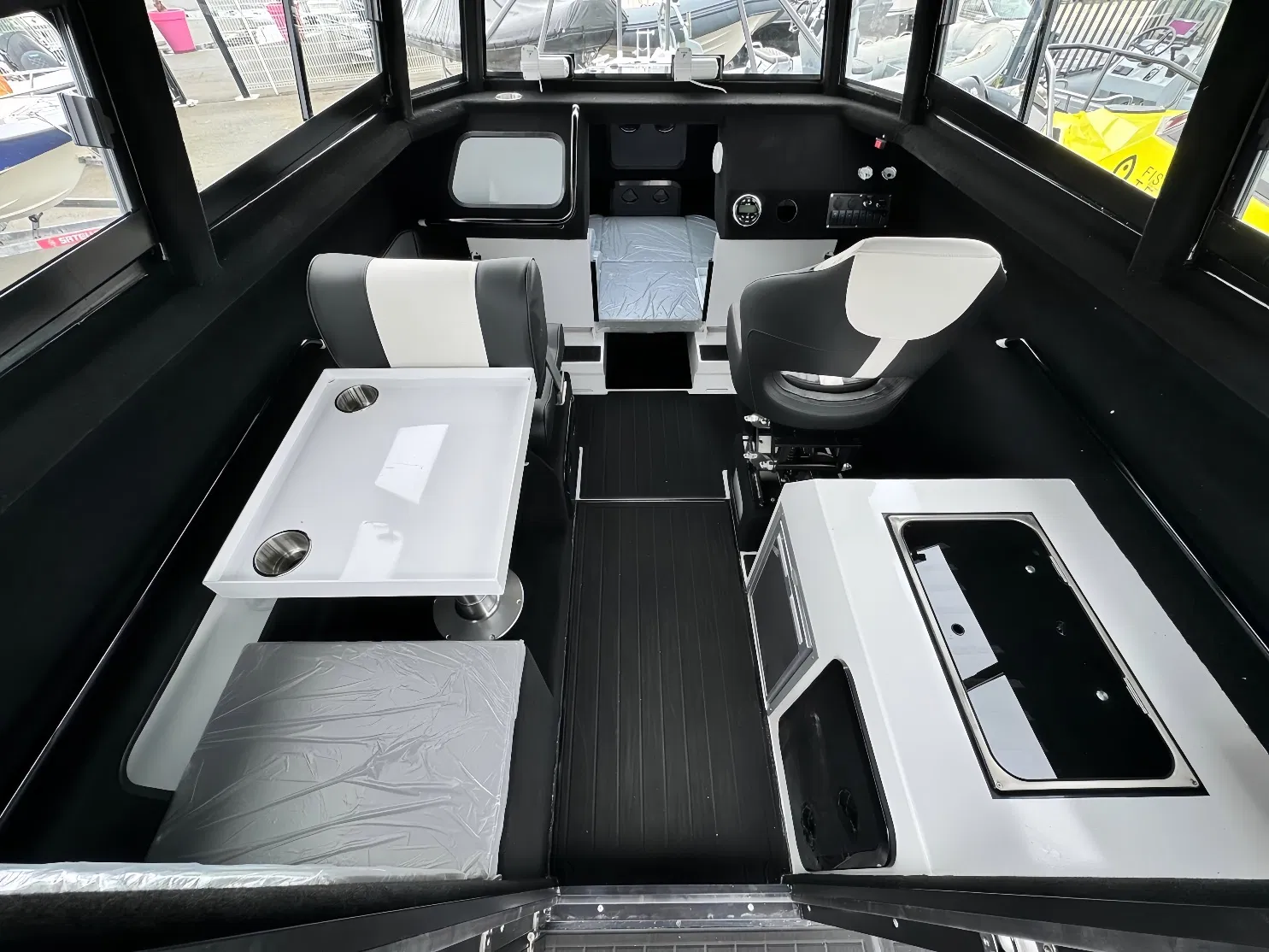 Hot Sale New 7.5m 25FT Easycraft XL Yacht with Enclosed Cabin Pontoon Hull Top Speed Sport Ships Outboard Motor Engine Aluminium Offshore Fishing Boat for Sale