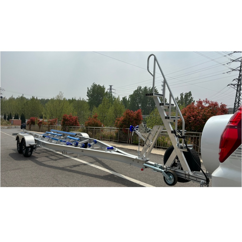 28FT Tandem Axle Aluminum Boat Trailer 2800kgs Loading Capacity Poly Bunks Style