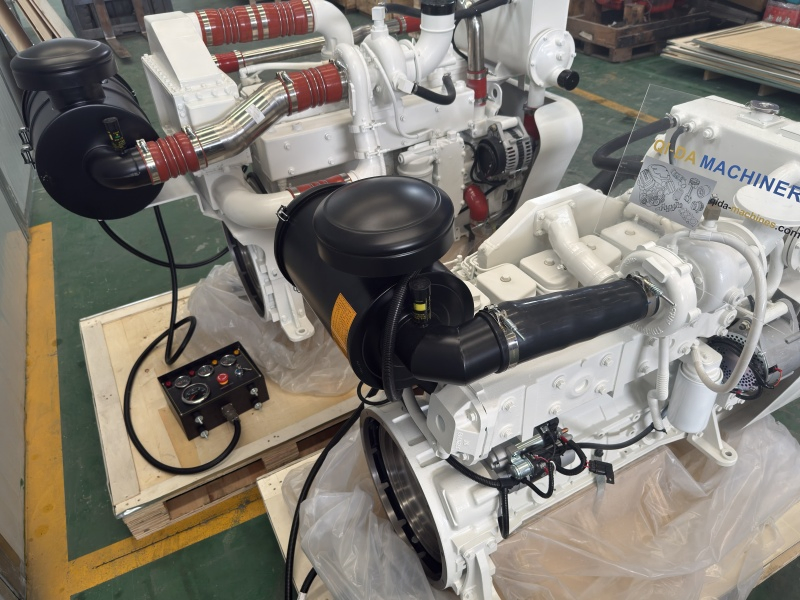 High-Performance 6bt5.9-M160 6lta8.9-M280 Marine Engine with Turbo and Cooler