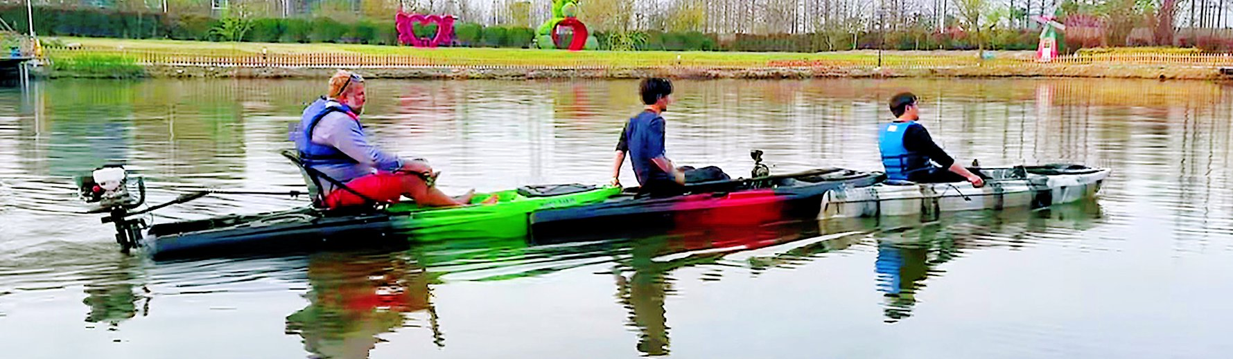 The Top Design Single Fishing Kayak with Paddle