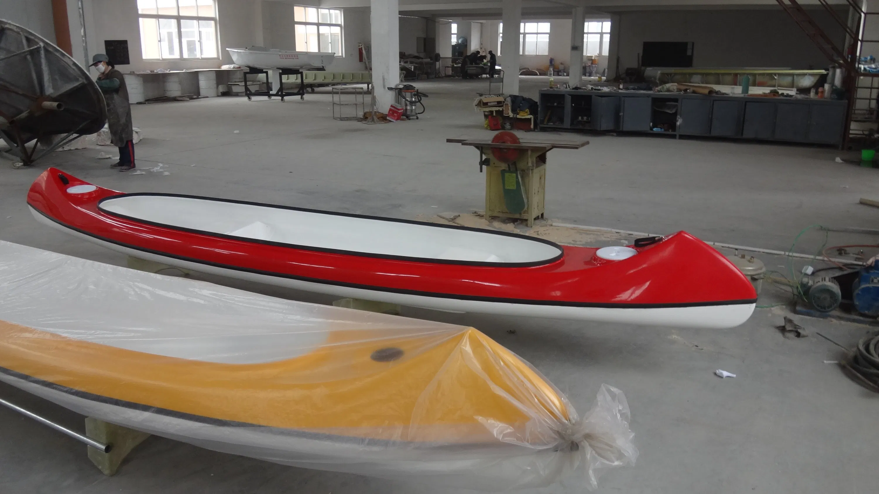 Single Sit in FRP Fishing Canoe 510