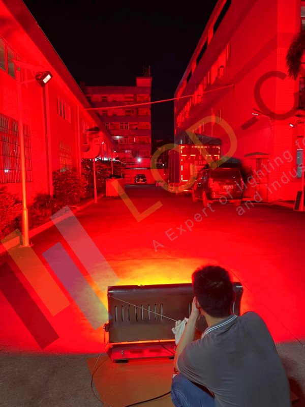 Stainless Steel 80-350W Marine Rotating Tz1 Automatic Live Aboard and Conversion Boat Fish Farm Boat Navy Ship 220V or 24V LED Searchlight 2deg IP66 &IP67/IP69K