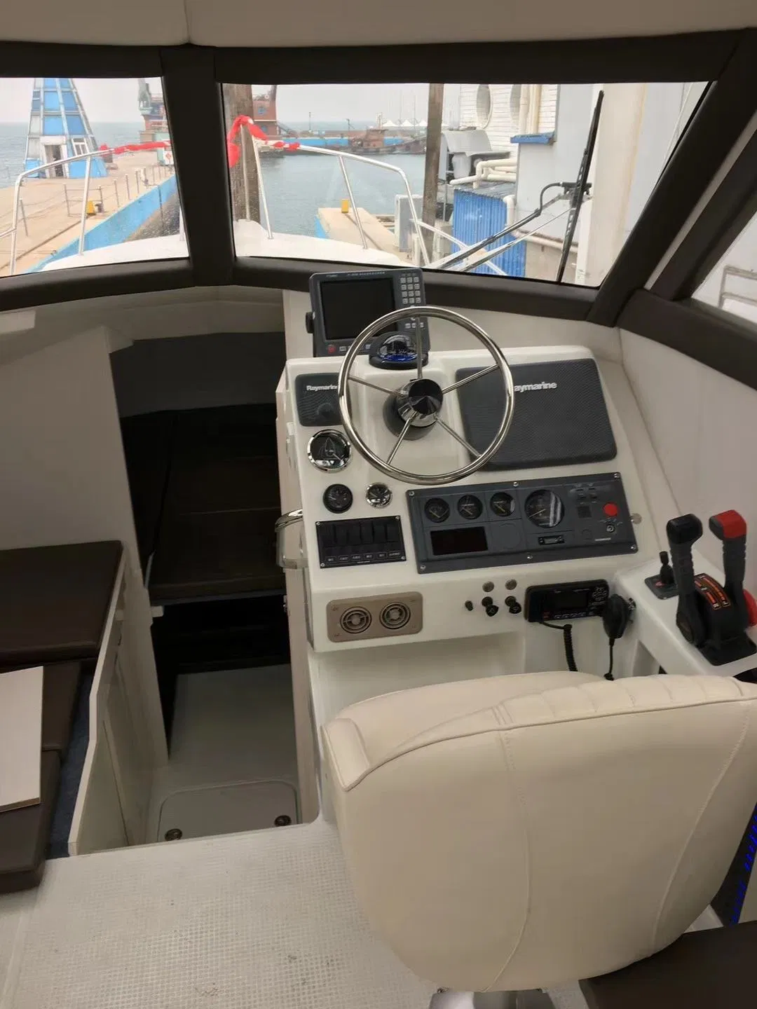 Grandsea 45FT High-Speed Fishing Boat for Sale Inboard Engine Fiberglass Hull