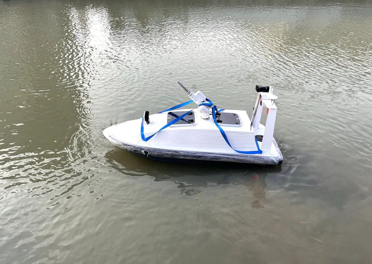 Electric Wireless Unmanned Firefighting Boat Remote Control Fire Fighting Robot Life Saving Equipment