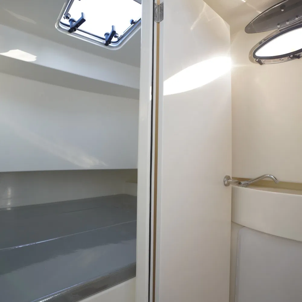 Durable Luxurious High Performance Leisure Yacht for Entertaining