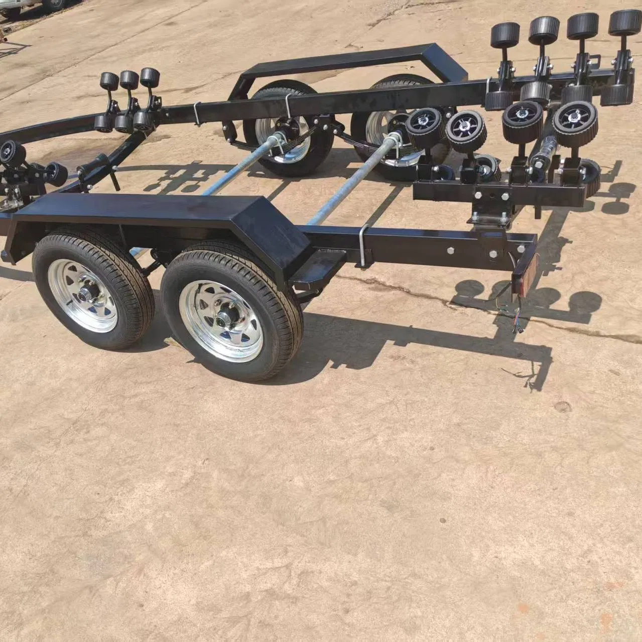 6-Meter Black Boat Trailer with Rollers
