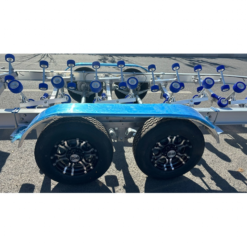 3.5t 8200mm Tandem Axle Hydraulic Brake Rollers Style Aluminum Boat Trailer