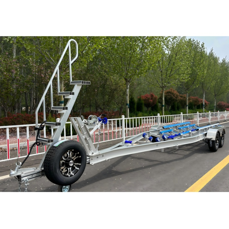 28FT Tandem Axle Aluminum Boat Trailer 2800kgs Loading Capacity Poly Bunks Style