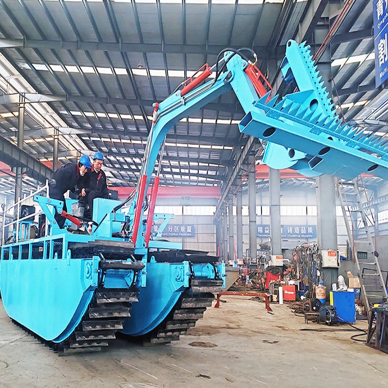 Beach Cleaning Equipment Waterproof Amphibious Weed Remover Harvester Vehicle Machine for Clearing Weeds