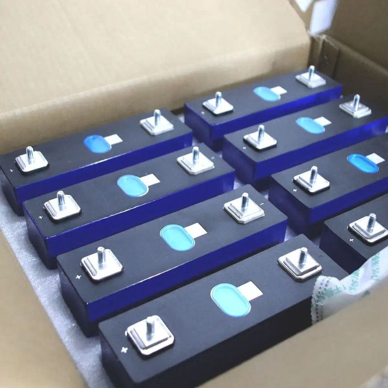 304ah LiFePO4 3.2V Rechargeable Battery Cells for EV Boat Solar Energy Systems