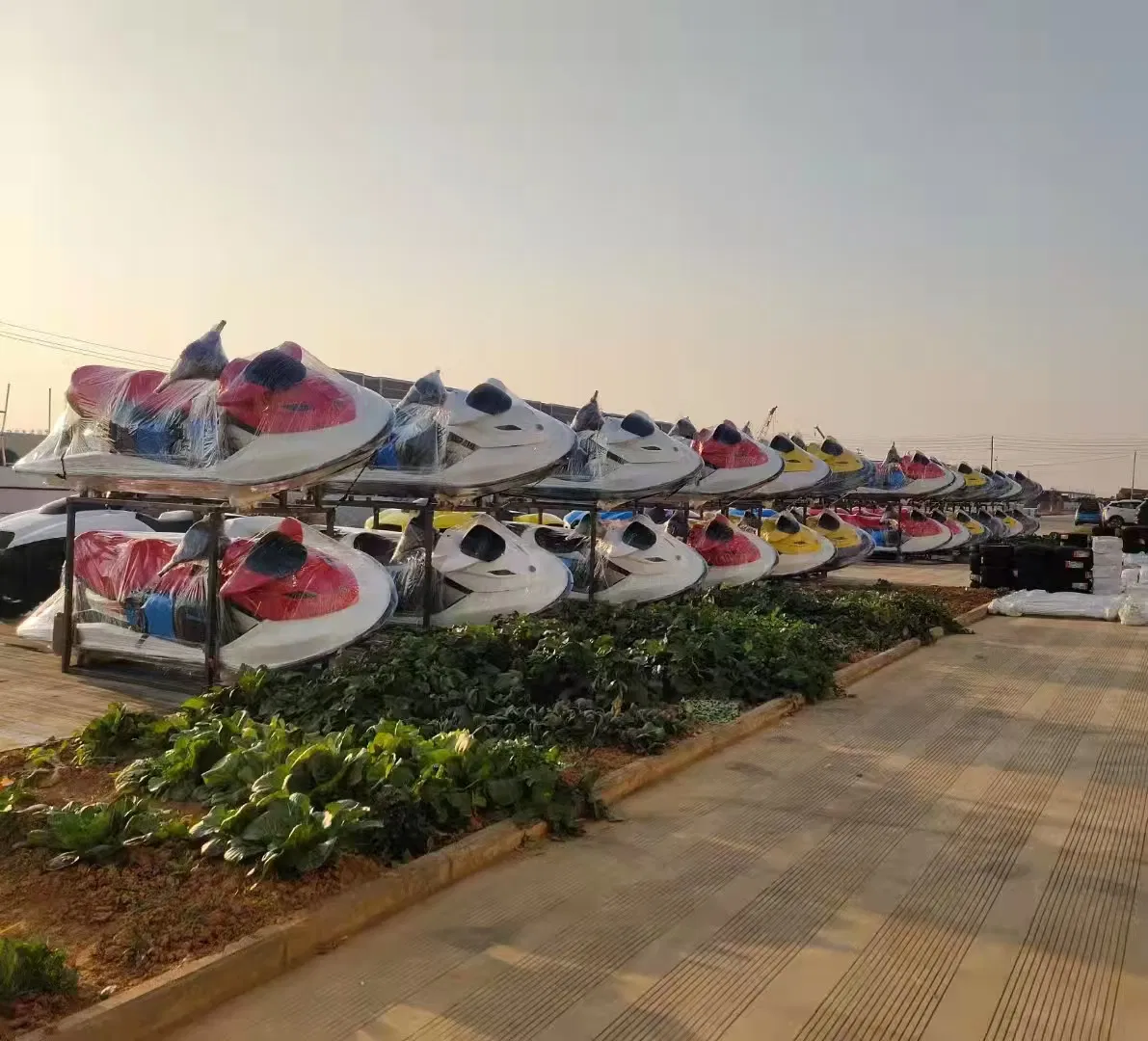 1300cc Fiberglass Jet Ski with Electric Brake Reverse Gear Adult Unisex, Year Round Use