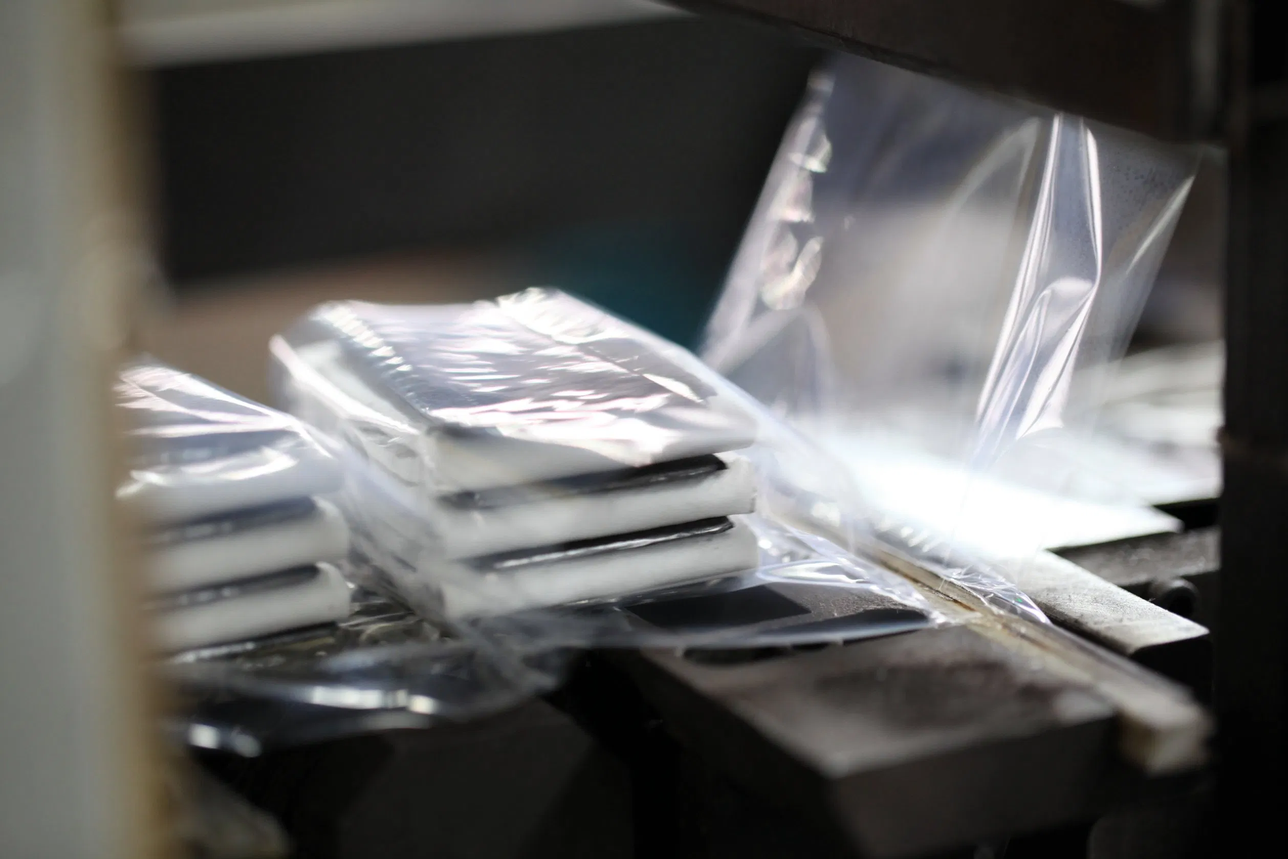 12V 33Ah Rechargeable AGM SLA Sealed Lead Acid Battery for Scooter deep cycling power for your Boat or RV