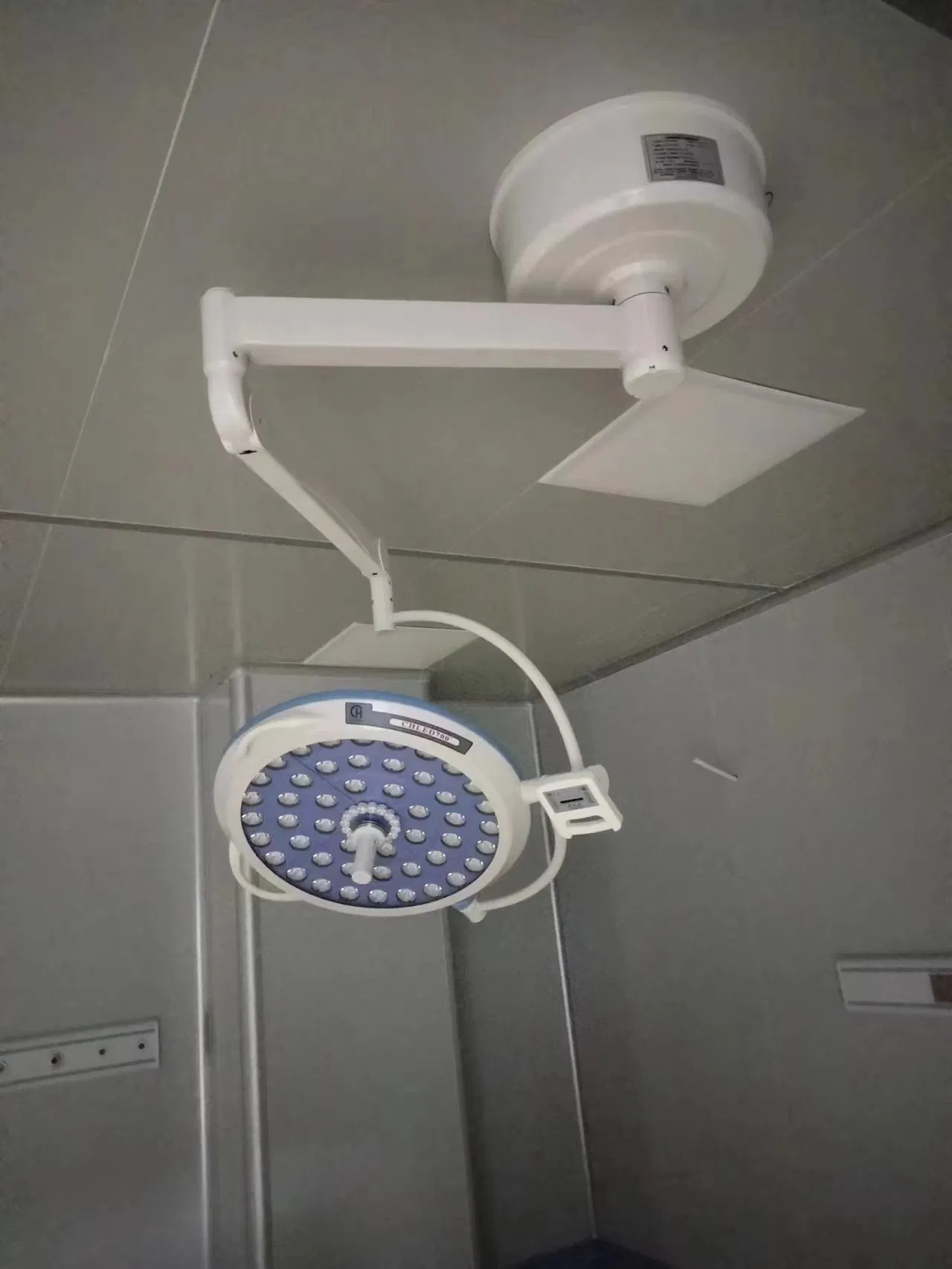 Factory Supply LED Surgical Operating Shadowless Lights LED700 Single Dome