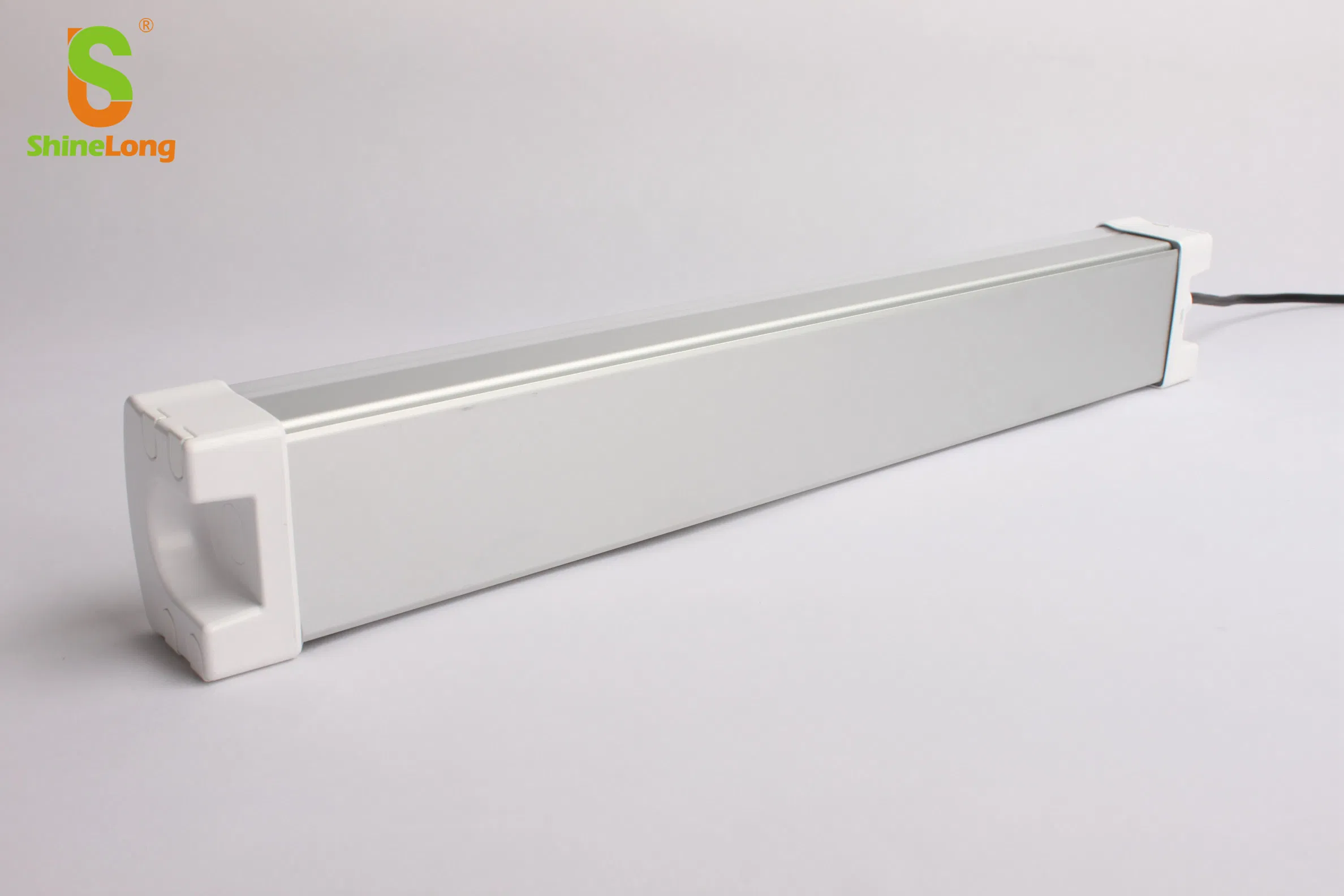 UL IP66 Waterproof Parking Lot Basement Lighting 4FT LED Tri-Proof Tube Light IP65