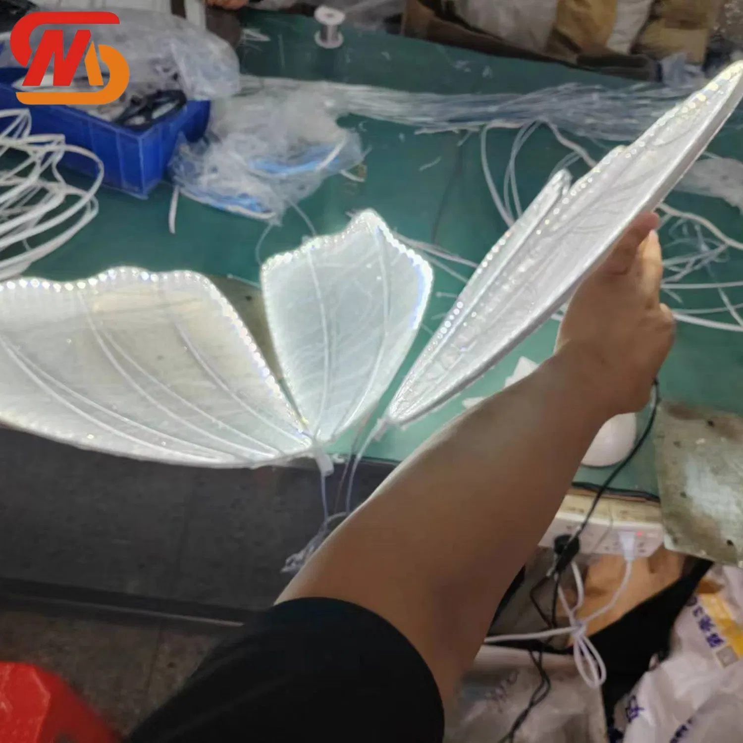Smooth Wedding &amp; Event Stage Decor Moving LED Butterfly Light for Backdrop Decoration