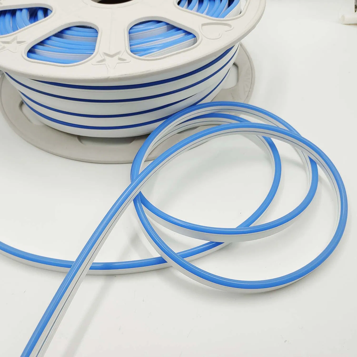 Wholesale Colorful Outdoor Christmas Decoration Holiday LED Lighting RGB Neon Flex Strip Light