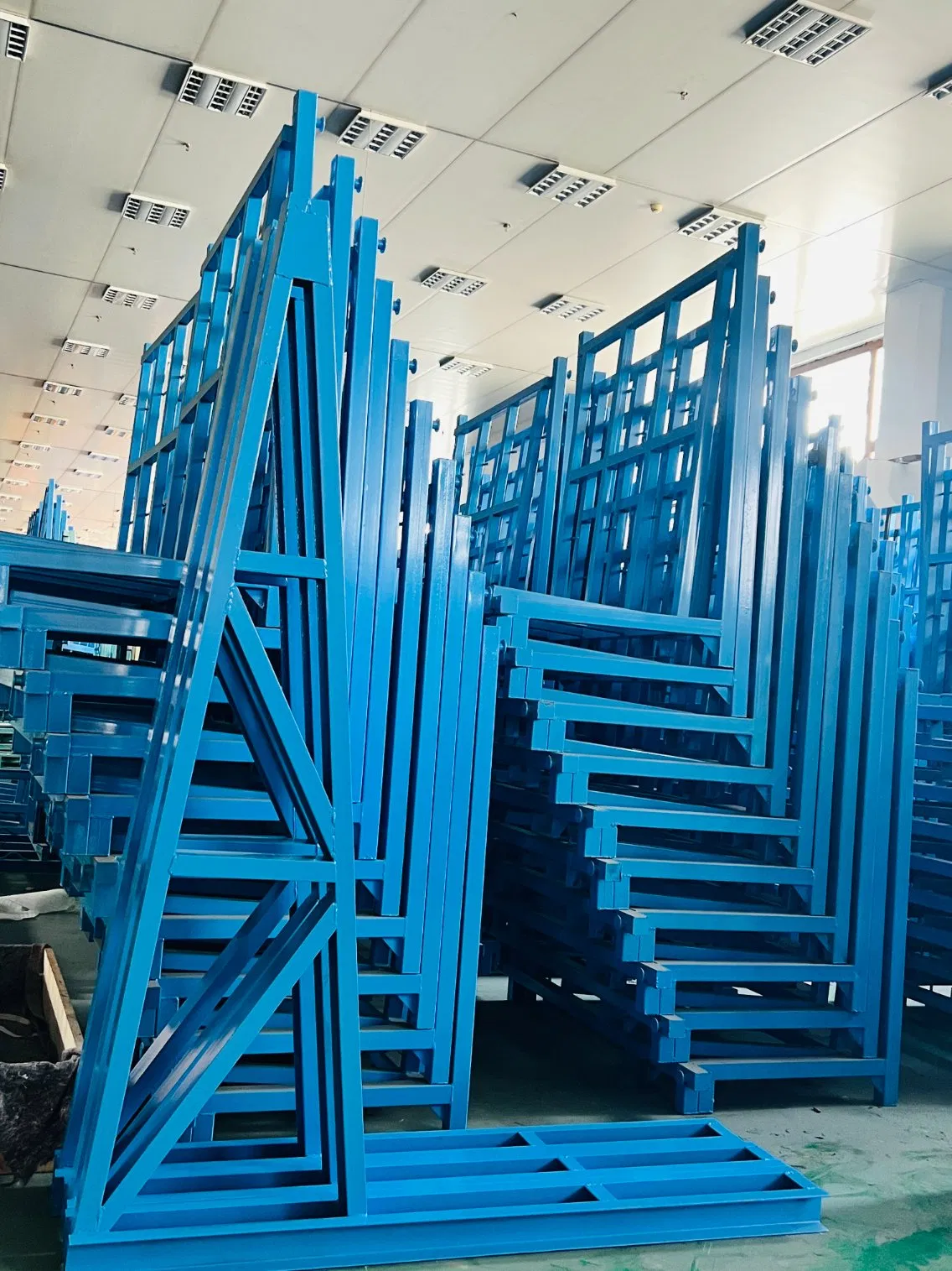 High Load Capacity Glass Transport Trolley for Safe Storage