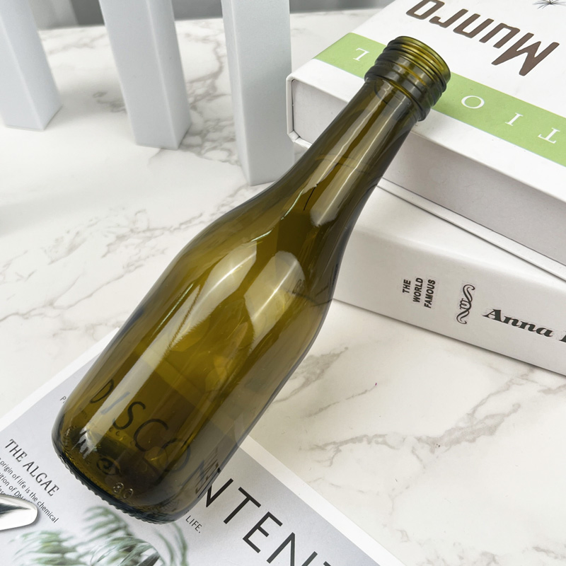 Wholesale 375ml 500ml 750ml 1500ml 3L 6L Wine Glass Bottles Bordeaux Bottles Burgundy Bottles Olive Green Bottles Antique Green Glass Wine Bottles