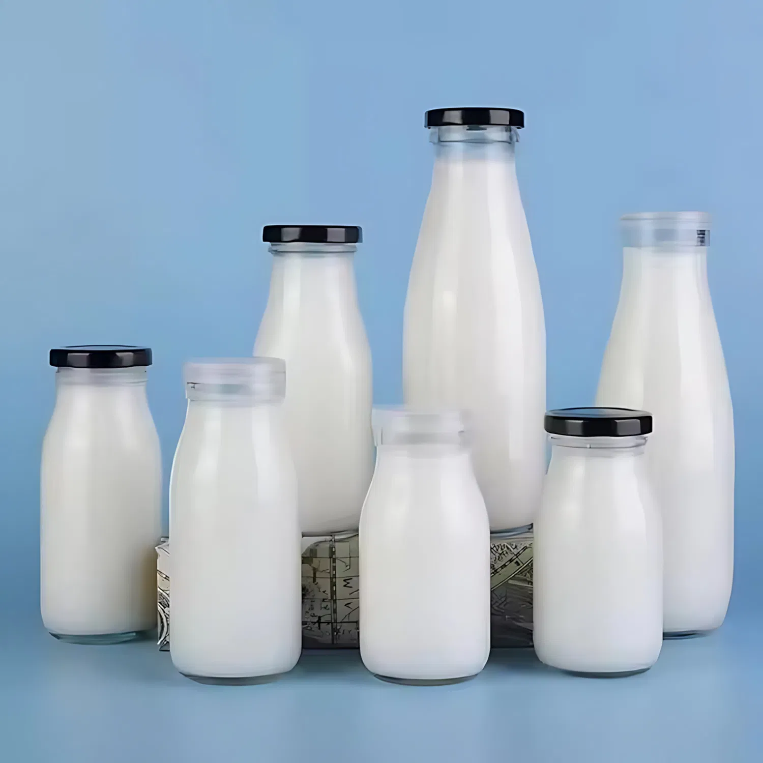 Manufacturer's 310ml Clear Glass Bottle for Direct Drinking Free Logo Design Style for Gym Outdoor Activities Serving Milk Tea