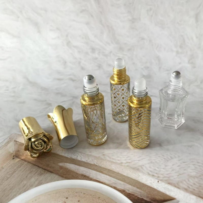 Flower Cap Portable Glass Perfume Bottle New Style Cosmetic Bottle with Roll on Ball