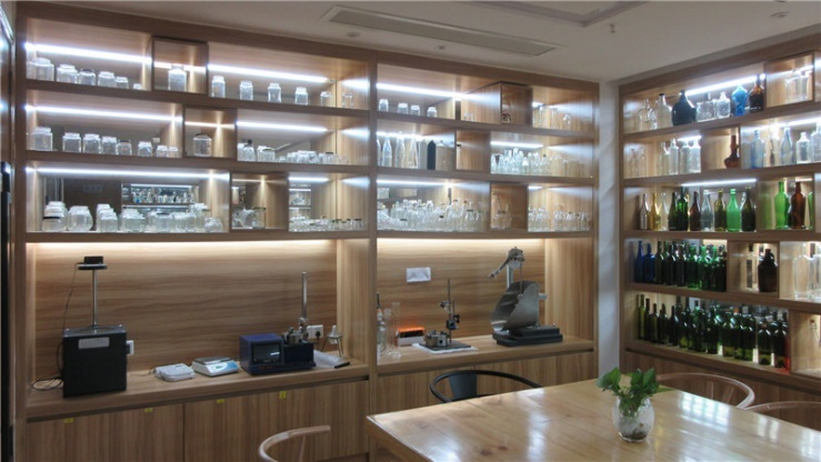 Colored Pineapple Style Glass Mason Beverage Mug with Handle 500ml/450ml