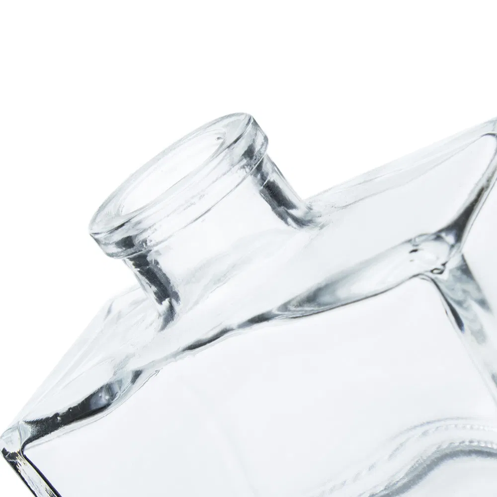 Customized Clear Glass Bottle Crystal Glass Diffuser Square Shape Perfume Glass Bottle with Lid